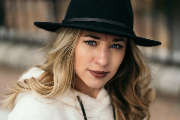 How can you prepare a deliciously rich Eton mess dessert?